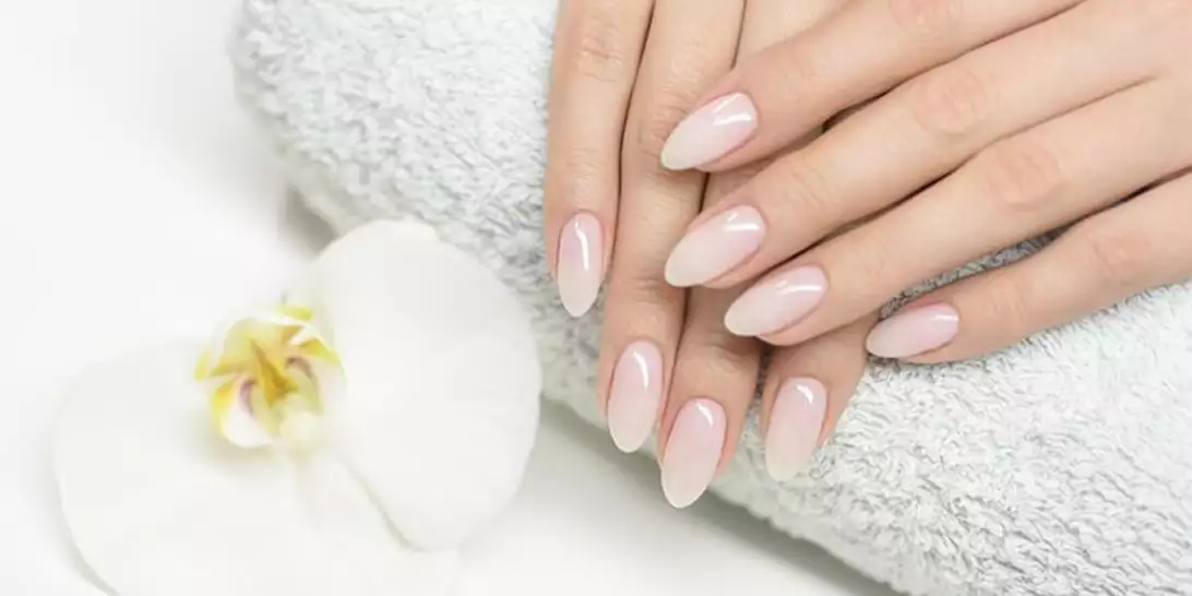 5 μύθοι για το ημιμόνιμο μανικιούρ