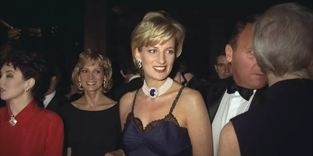 Η σπάνια φωτογραφία της πριγκίπισσας Diana με πολύ μακριά μαλλιά