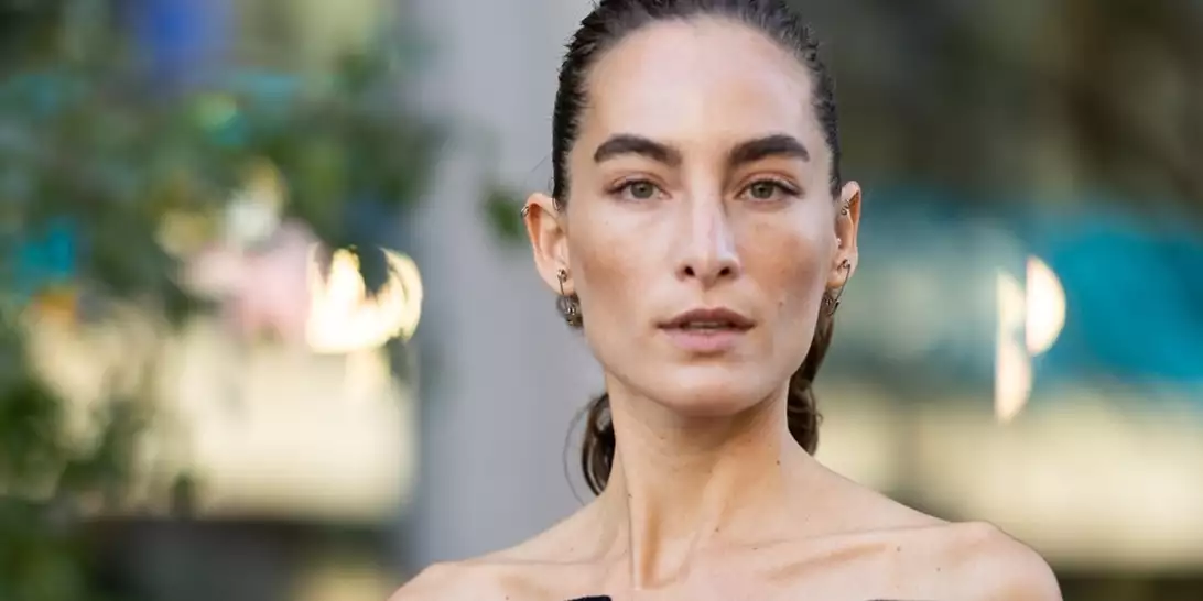 Θέλετε γωνίες μοντέλου; Κάντε αυτές τις "γκριμάτσες" και δείτε το πρόσωπό σας να μεταμορφώνεται