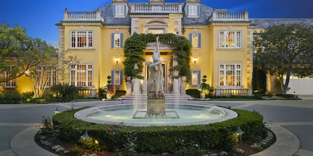 Η έπαυλη του Rod Stewart είναι τόσο εντυπωσιακή όσο και η μουσική του