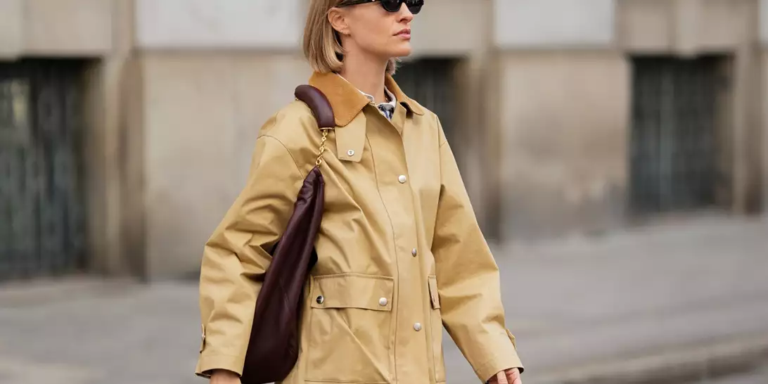 Τα κομψά τζάκετ που υπόσχονται να κάνουν τη διαφορά στις ανοιξιάτικες εμφανίσεις σας