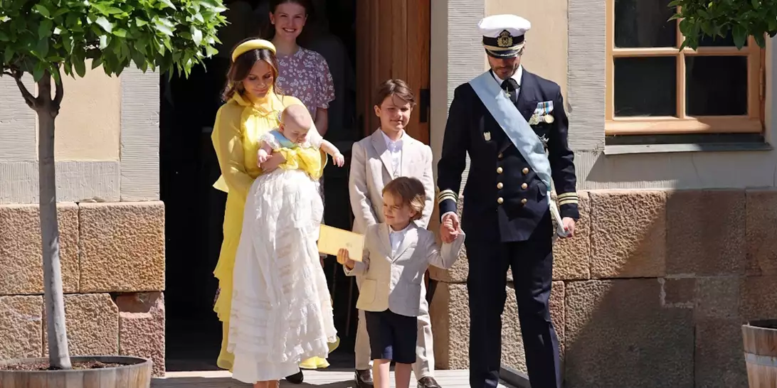 Πρίγκιπας Carl Phillip & πριγκίπισσα Sofia | Η βασιλική βάφτιση της κόρης τους Ines στη Σουηδία