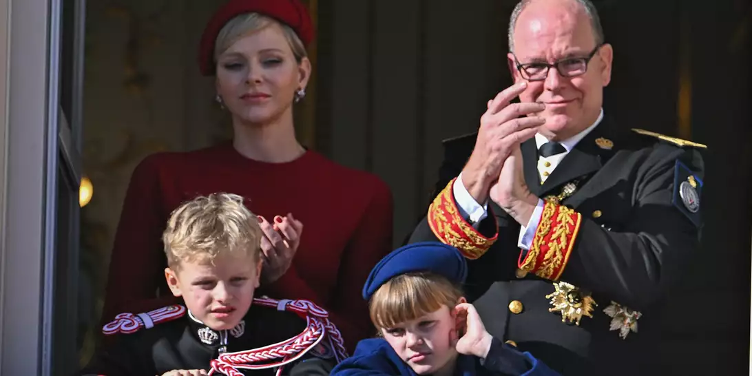Πρίγκιπας Αλβέρτος - Πριγκίπισσα Charlene | Το νέο πορτρέτο των παιδιών τους για τα 9α γενέθλιά τους