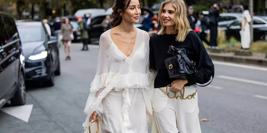 Μια μαύρη τσάντα είναι αυτή που θα χρειάζεστε πάντα