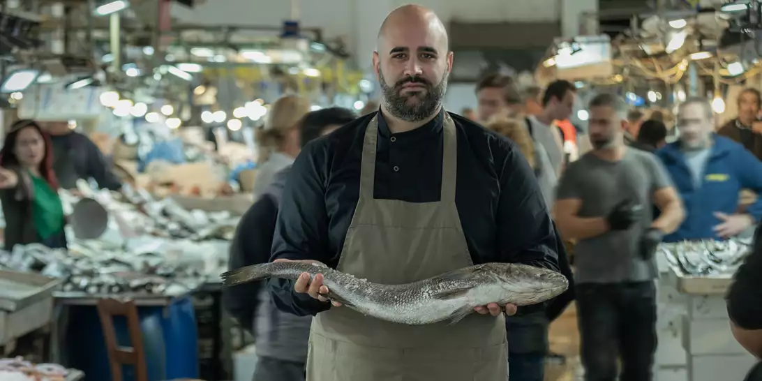 Ο Executive Chef Άγγελος Μπακόπουλος αναλαμβάνει τη γαστρονομική διεύθυνση του Bill & Coo Hotels Mykonos