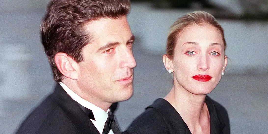 O Ryan Murphy βρήκε την Carolyn Bessette-Kennedy που έψαχνε