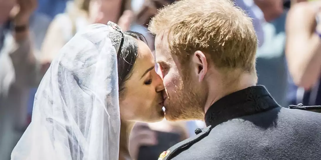 Οι πιο τρυφερές και αισθαντικές φωτογραφίες του πρίγκιπα Harry και της Meghan Markle