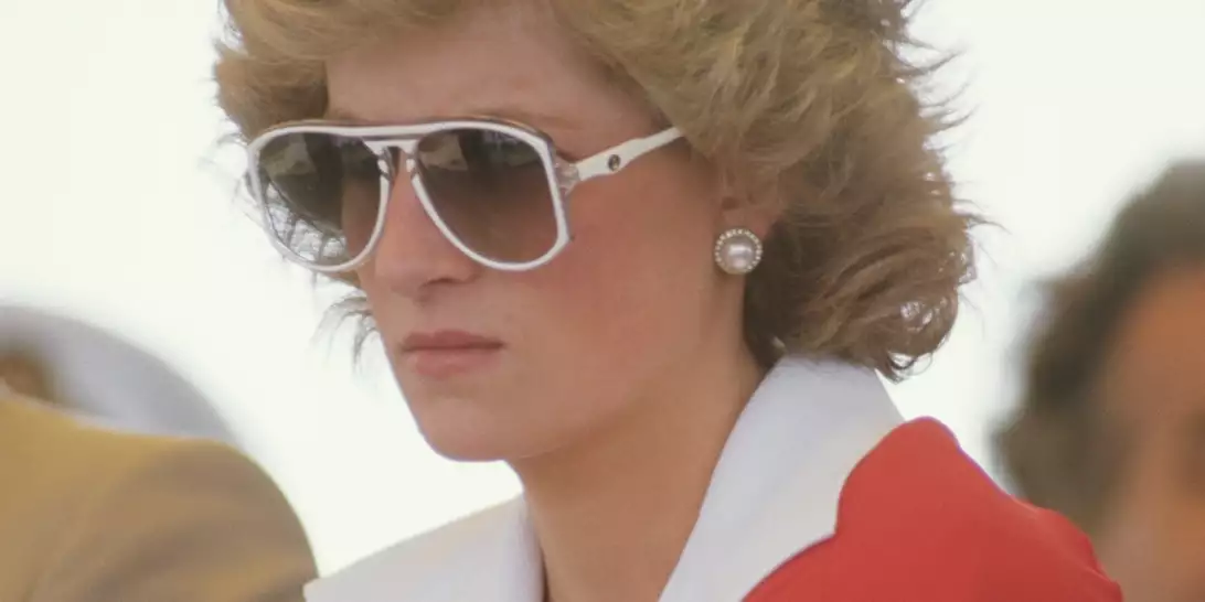 Τα 8 μυστικά του καλοκαιρινού στιλ της Diana