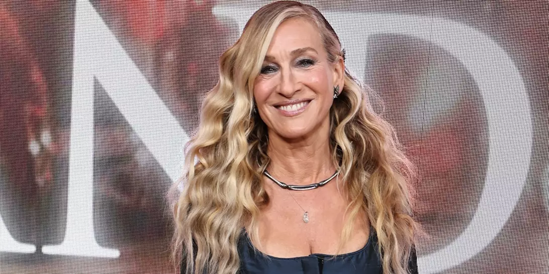 Η Sarah Jessica Parker αποκαλύπτει αν επιστρέφει ποτέ στη γκαρνταρόμπα της Carrie Bradshaw