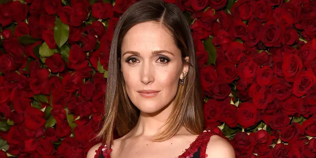 Glam over 40 | Τα καλύτερα γιορτινά μακιγιάζ για γυναίκες άνω των 40