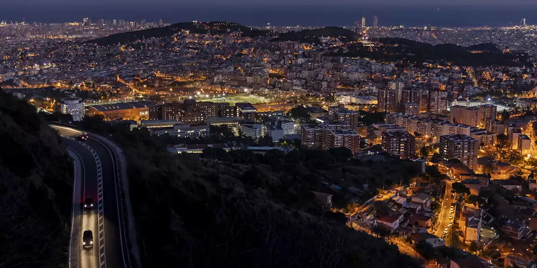 Ο Louis Vuitton θα παρουσιάσει την Cruise 2025 στη Βαρκελώνη