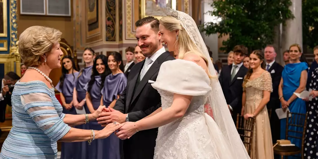 Θεοδώρα | Το πέπλο του γάμου της έχει φορεθεί από 4 βασίλισσες