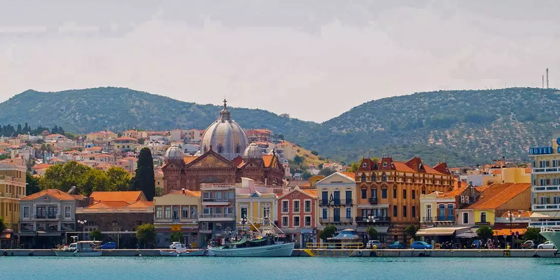 Λέσβος | To "πλατανόφυλλο του Αιγαίου"