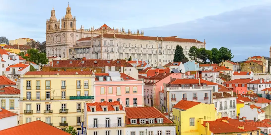 Chiado | H μποέμ γειτονιά της Λισαβόνας όπου μετακομίζει η Infanta Sofia
