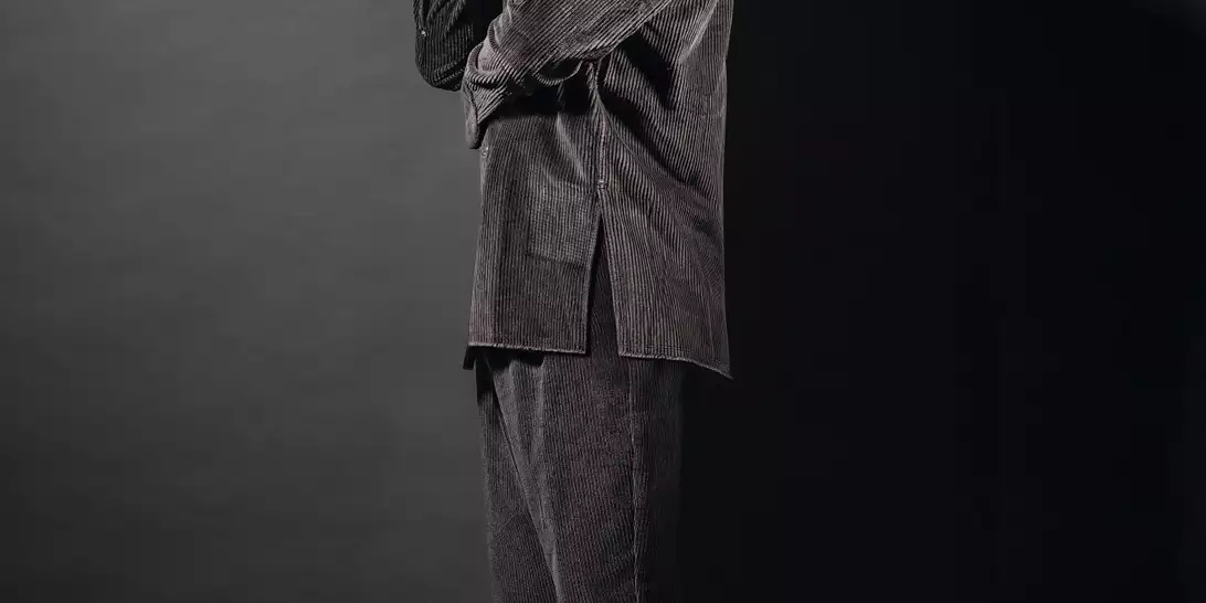 Ο Γιάννη Νιάρρος μιλάει στο Harper's Bazaar Greece