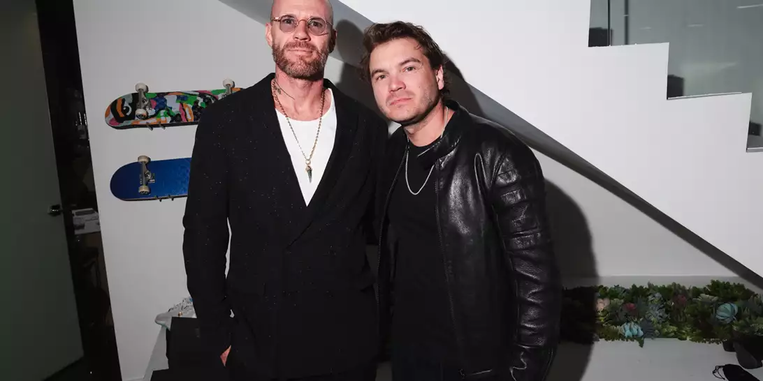 Jayson Atienza | Ο εικαστικός παρουσίασε το νέο του βήμα με ένα κοσμικό party στο Los Angeles