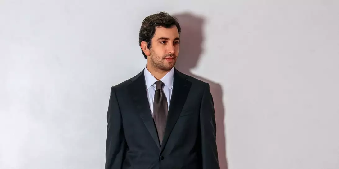 Ο Mario Banushi στο Harper's Bazaar Greece