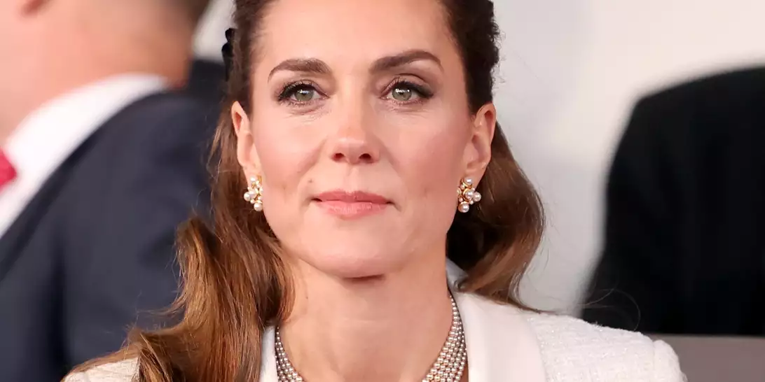 Kate Middleton | Το αγαπημένο της αξεσουάρ μαλλιών που αναβαθμίζει όλα τα hairlooks της καθημερινότητας