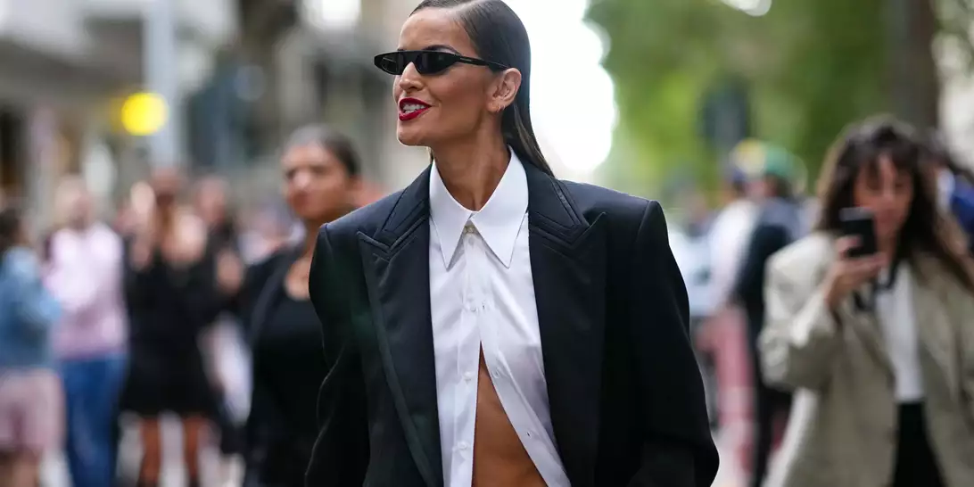 Τα πιο κομψά looks που μπορείτε να κάνετε μ' ένα λευκό πουκάμισο