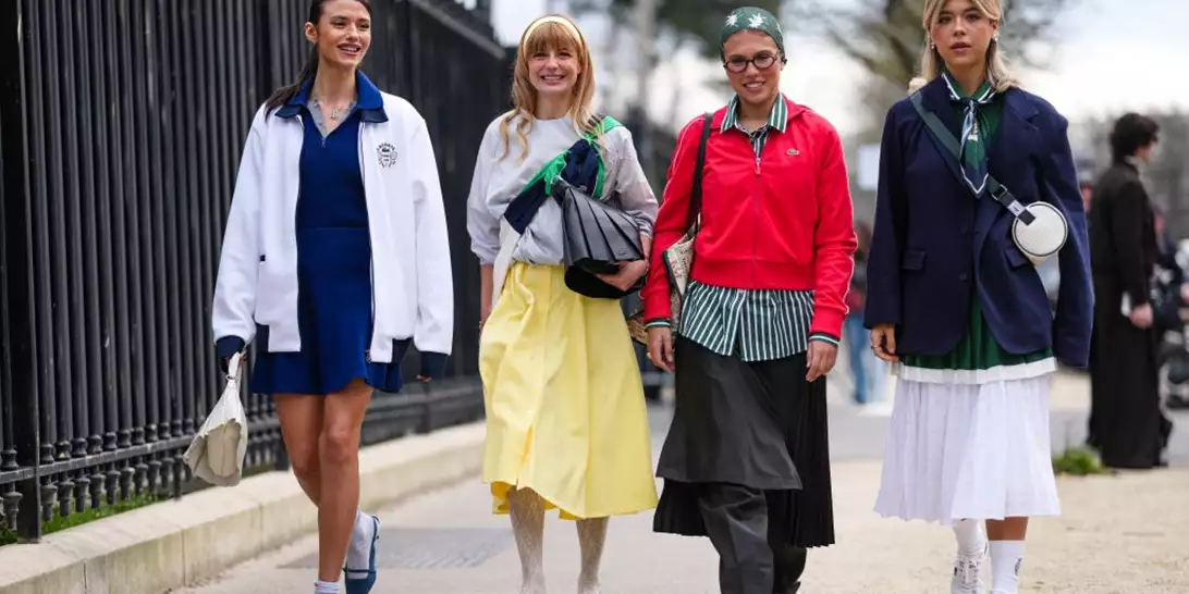 Πέντε ανοιξιάτικα looks που μπορείτε να κάνετε με μια φούστα