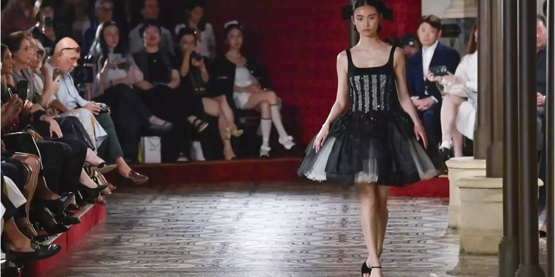 Είναι το 2024 η ώρα για να να πατήσει η βιομηχανία της μόδας restart;