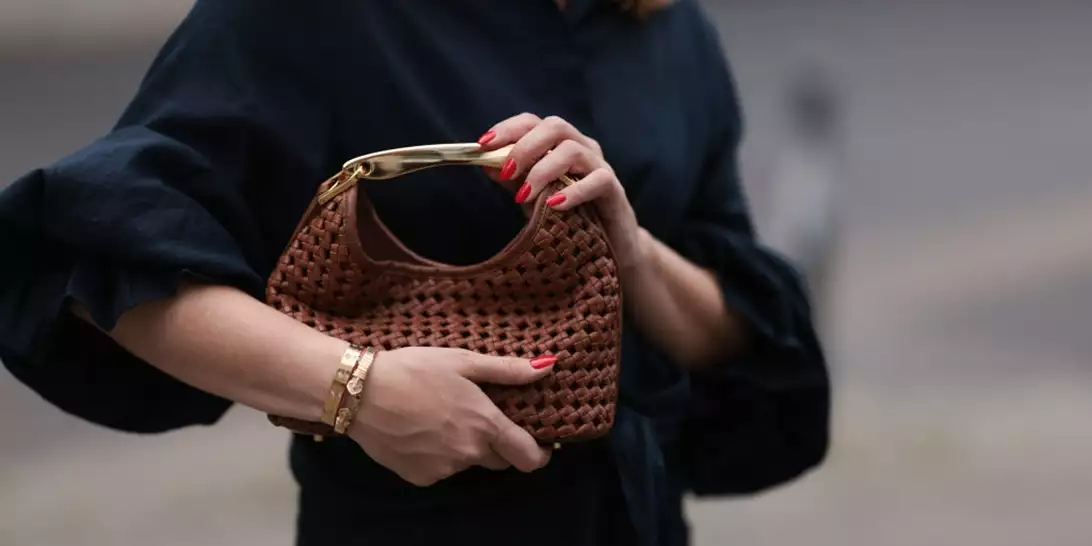 Nail Trends | Τα χρώματα που θα πρωταγωνιστήσουν στο μανικιούρ του φθινοπώρου και του χειμώνα