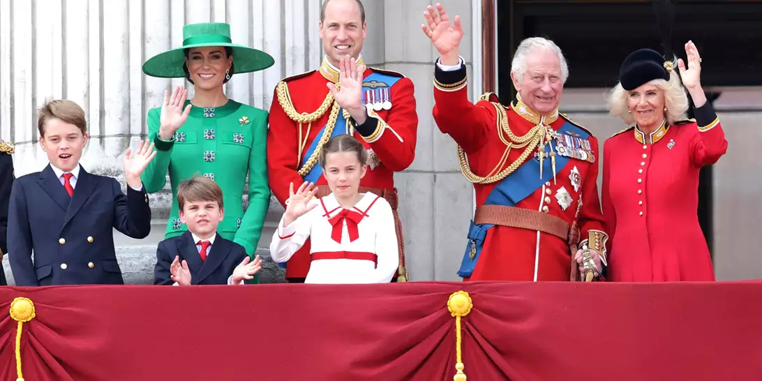 Trooping the Colour 2025 | Η βασιλική παράδοση που θα σπάσει ο βασιλιάς Κάρολος