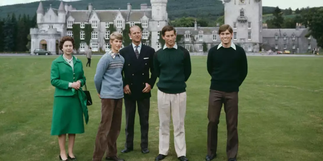 Βασιλιάς Κάρολος | Η υπόσχεση που έδωσε στον πρίγκιπα Φίλιππο πριν φύγει από τη ζωή