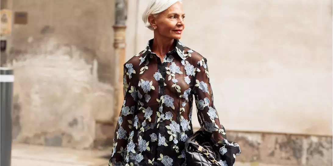 Τα εμπριμέ είναι τα πουκάμισα που ξεχωρίζουν για τη φετινή άνοιξη