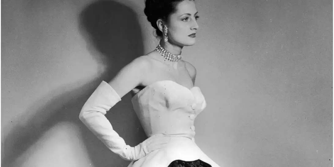 O Balenciaga "ζωντανεύει" φωτογραφίες αρχείου με τη βοήθεια της AI