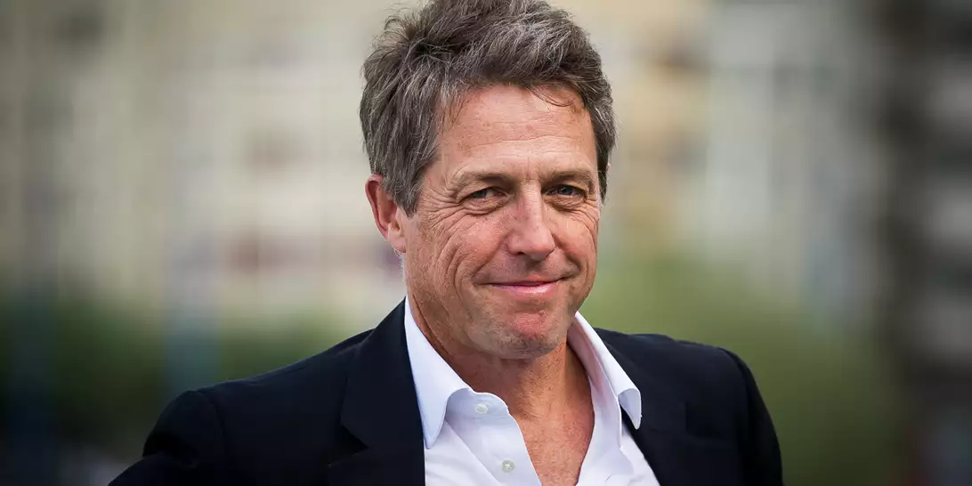 Hugh Grant | Σε σπάνια δημόσια εμφάνιση με την καλλονή σύζυγό του, Anna