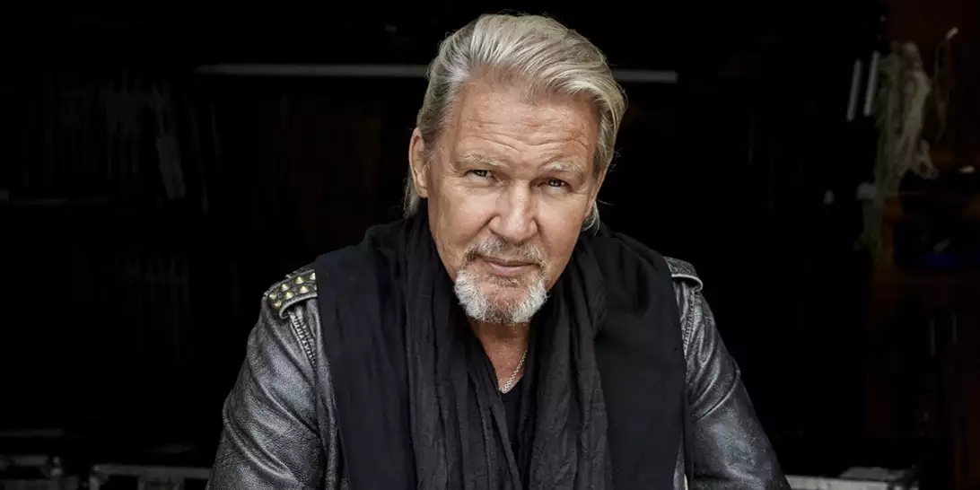 Johnny Logan | Ο θρύλος της Eurovision για πρώτη φορά στην Ελλάδα