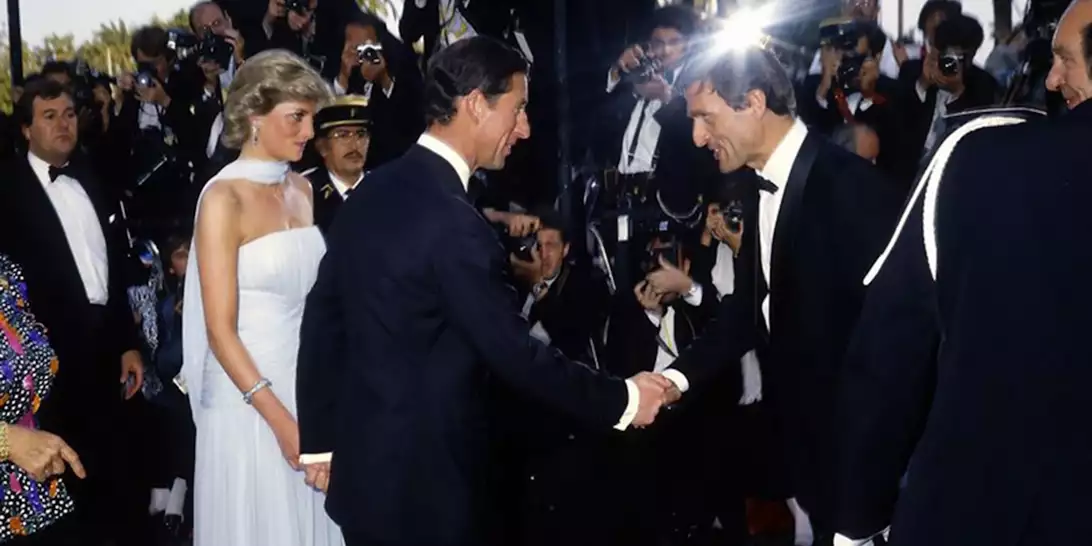 Κάννες | Όταν η πριγκίπισσα Diana αντέγραψε την Grace Kelly στο κόκκινο χαλί