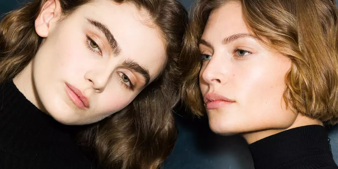 Οι θαυματουργές sheet masks που θα φροντίσουν την επιδερμίδα σας πριν τις εξόδους των γιορτών