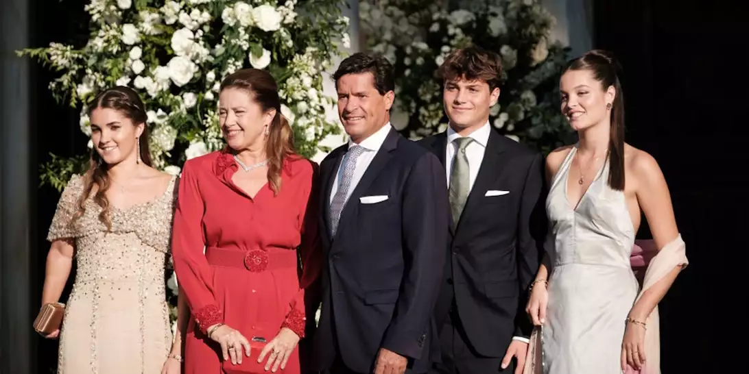 Αλεξία Ντε Γκρες | Η low profile κόρη του τέως βασιλιά Κωνσταντίνου γιορτάζει πριβέ τα 60ά της γενέθλια