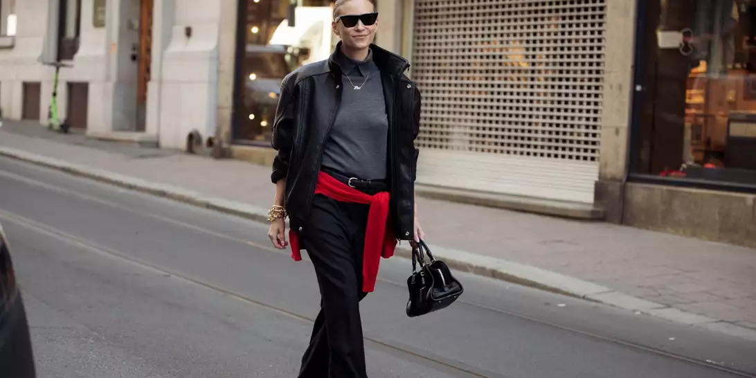 Οι μοντέρνοι τρόποι για να φορέσετε ένα μαύρο παντελόνι το φθινόπωρο