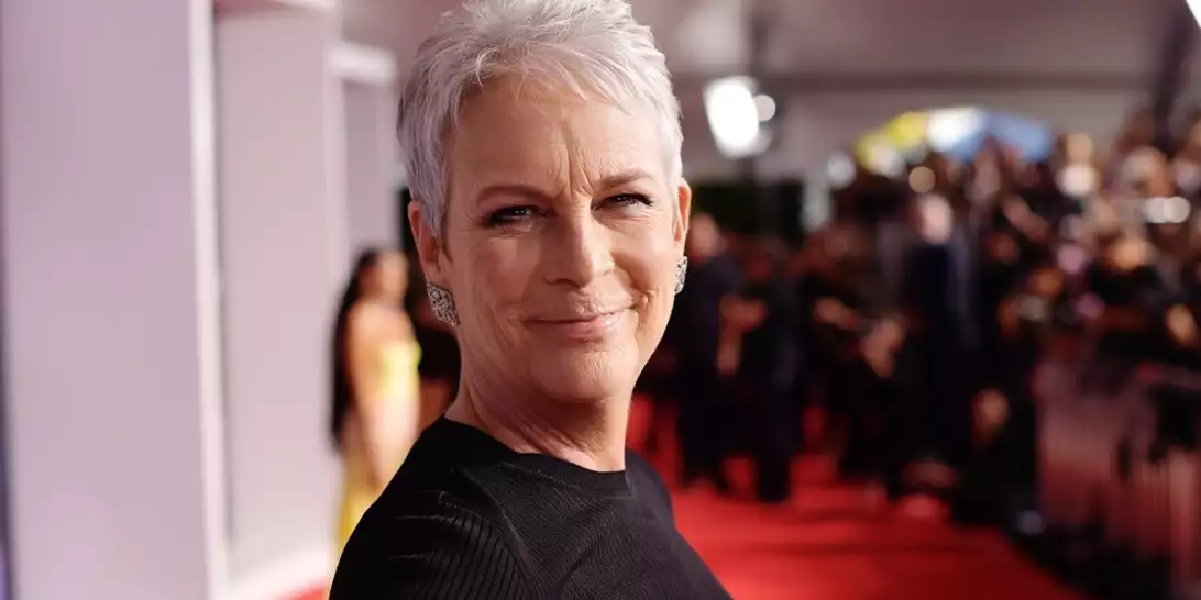Η Jamie Lee Curtis μοιράζεται τον αληθινό λόγο πίσω από την πλαστική επέμβαση που έκανε