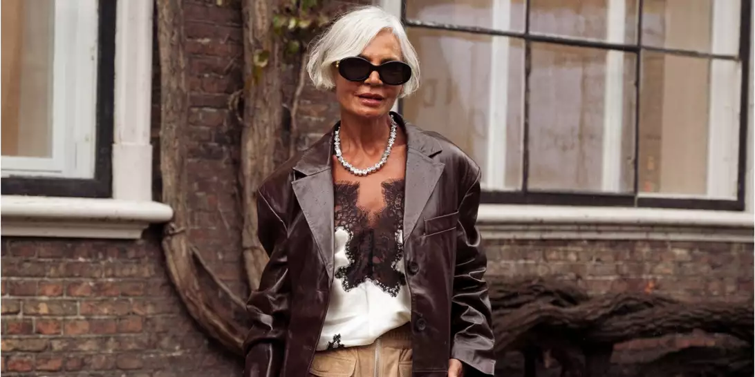 Τα μυστικά των stylish γυναικών άνω των 50 για κομψά χειμερινά looks