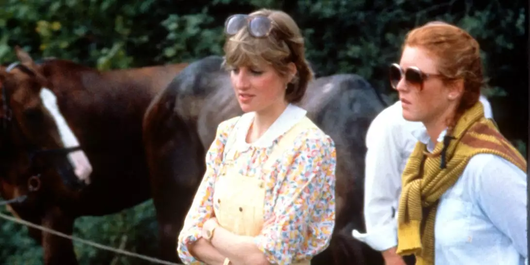 Γιατί η μυστική συνάντηση της πριγκίπισσας Diana με τον JFK Jr. εξόργισε τη Sarah Ferguson