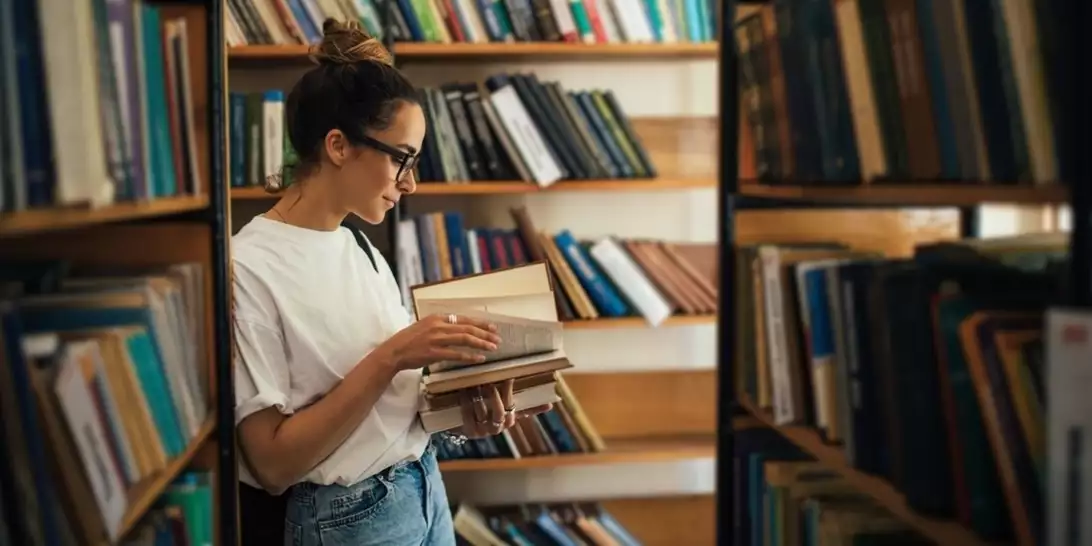 Γιατί η τελευταία εβδομάδα του Μαΐου είναι η καλύτερη για τα μικρά βιβλιοπωλεία της Ελλάδας