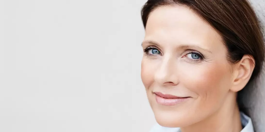 Οι καλύτερες κρέμες προσώπου με ρετινόλη που μπορείτε να αγοράσετε αυτήν την στιγμή