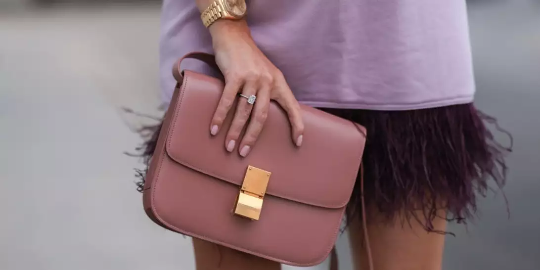 Το χρώμα νυχιών που επιλέγουν οι πιο κομψές γυναίκες ανεξάρτητα από τα trends