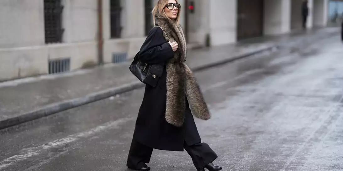 Το παλτό που αξίζει να αποκτήσετε στις εκπτώσεις ταιριάζει με τα πάντα