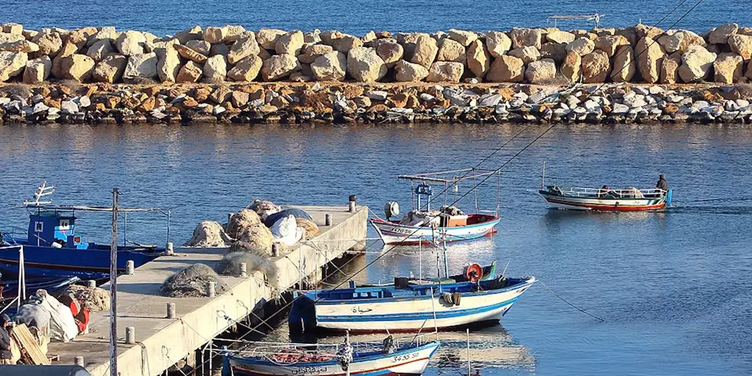 "380 ευρώ την εβδομάδα": Ο φθηνότερος προορισμός για μια χειμερινή απόδραση στον ήλιο θυμίζει ελληνικό νησί