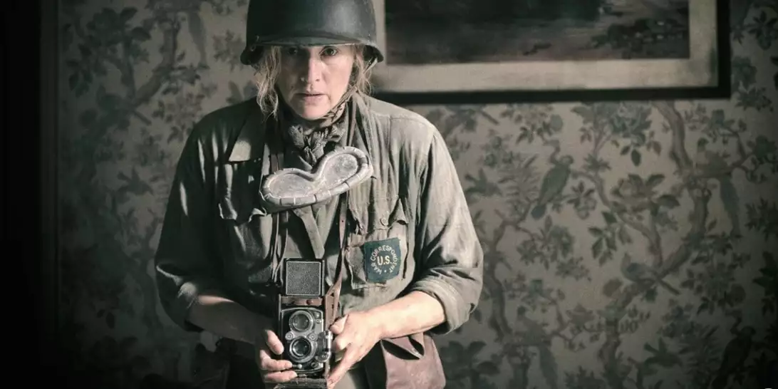 Lee | H Kate Winslet ενσαρκώνει τη θρυλική πολεμική ανταποκρίτρια
