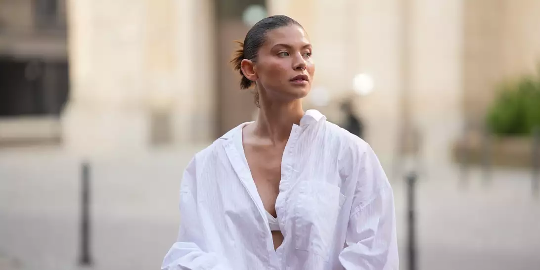 Ρυτίδες στον λαιμό; Ο απόλυτος οδηγός για tech neck και τη σύγχρονη περιποίηση της περιοχής