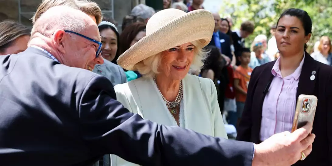 Βασίλισσα Καμίλα | Η πρώτη δημόσια αναφορά στη σεξουαλική επίθεση που υπέστη ως έφηβη