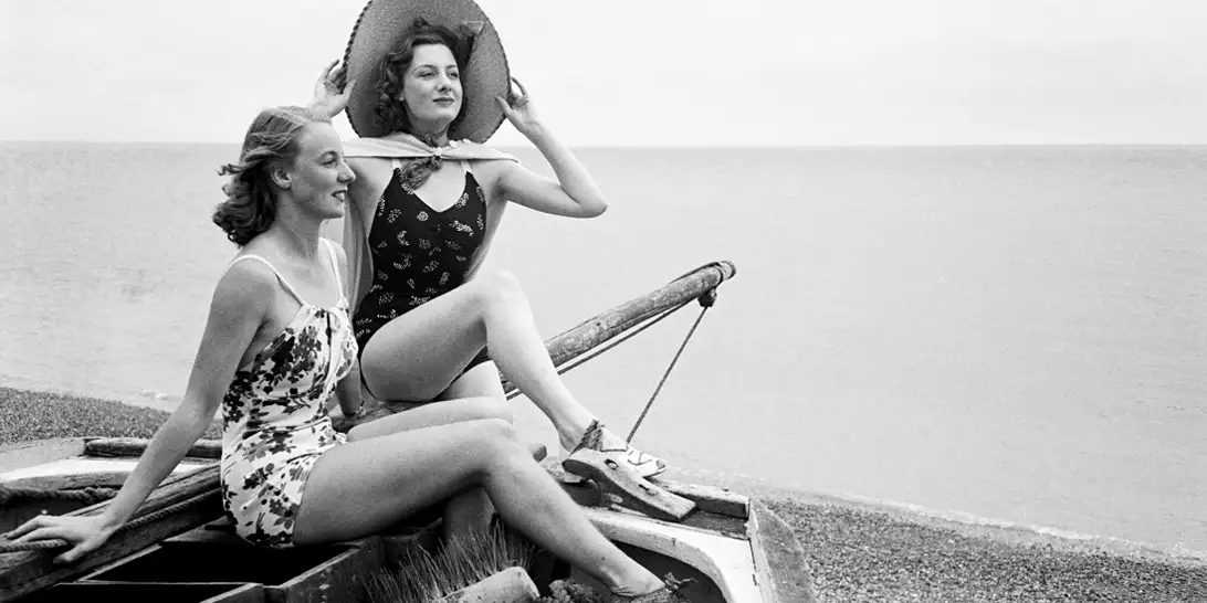 Over 50 | Τα χτενίσματα που θα σας αναδείξουν στην πιο κομψή της παραλίας