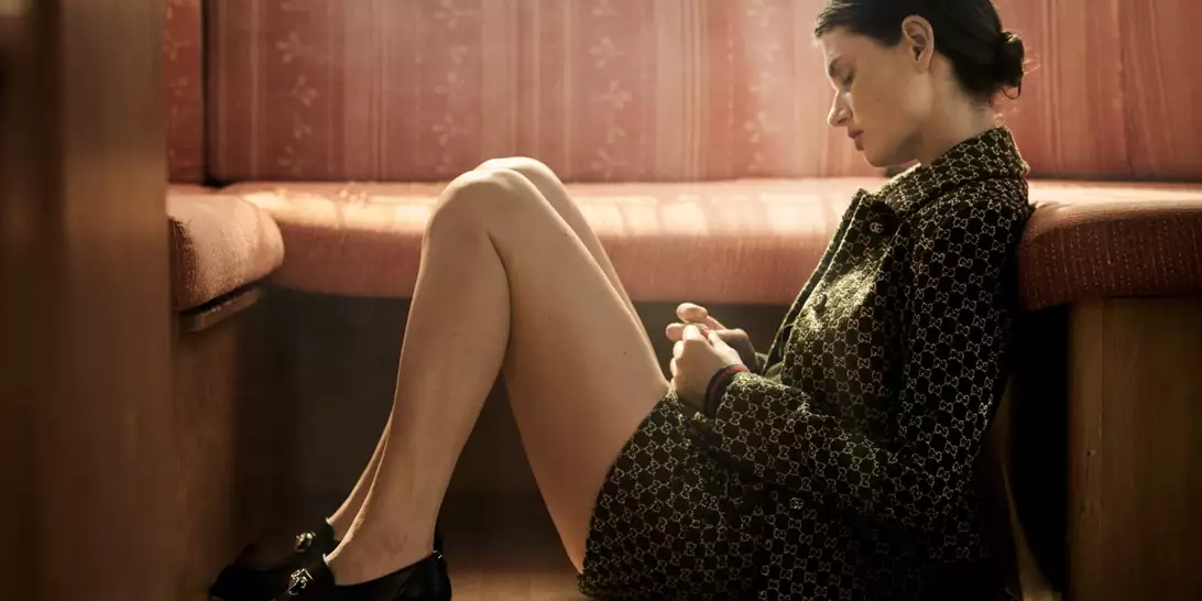 From the Magazine | Η ανεπιτήδευτη γοητεία της μόδας του φθινοπώρου