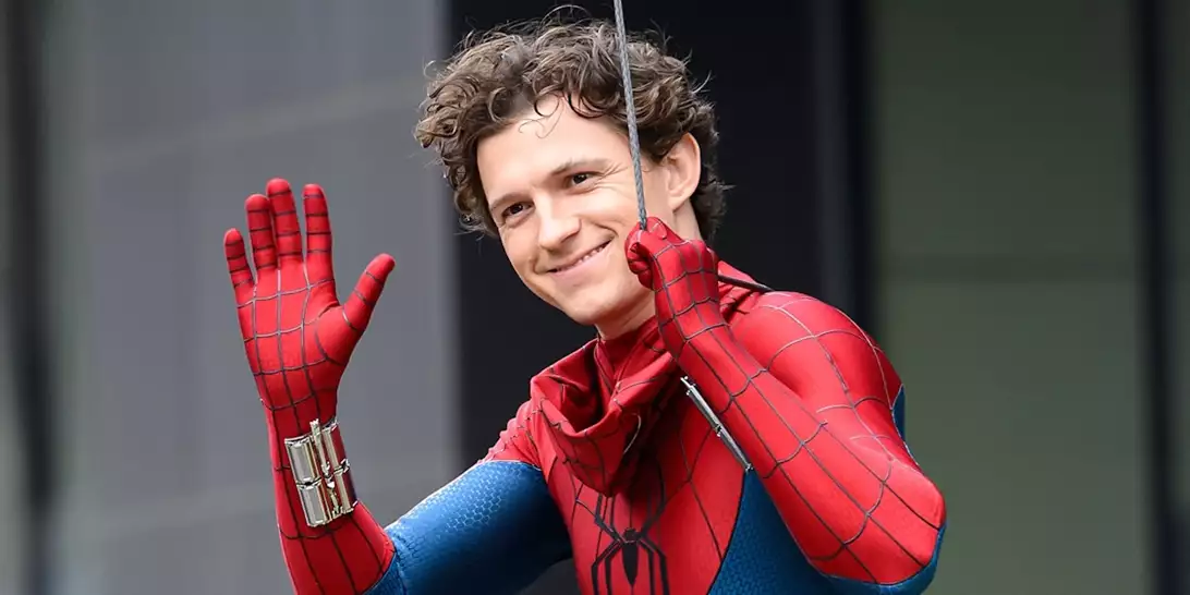Tom Holland | H πτώση στα γυρίσματα της ταινίας "Spider-Man: Brand New Day" και η διακοπή των γυρισμάτων